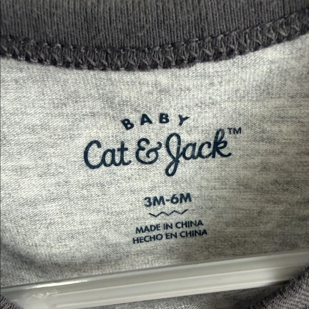 Cat & Jack Gray and Black Kids Footie - Picture 2 of 3